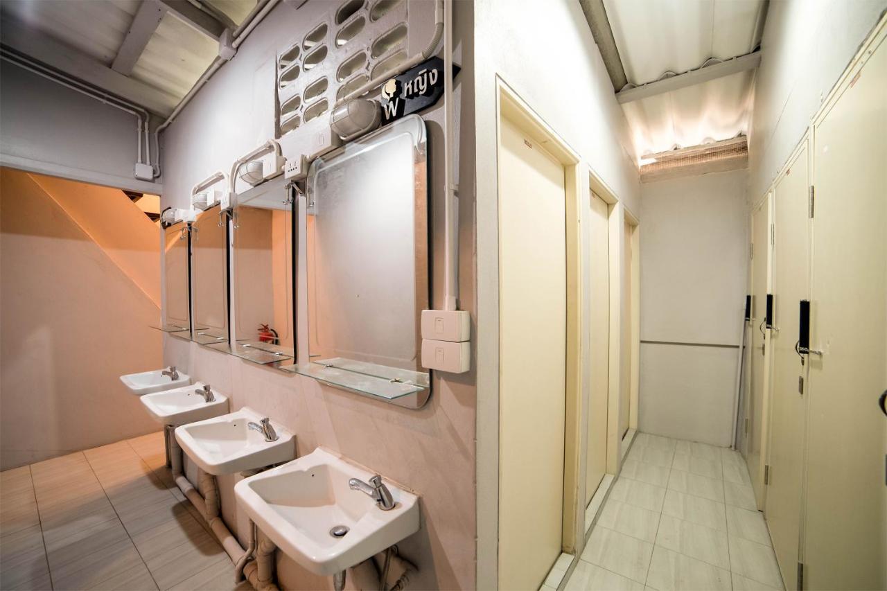 בנגקוק Oyo 480 Lemon Siam Hostel מראה חיצוני תמונה